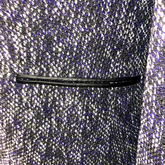 Tahari Arthur S Levine Navy Metallic Tweed 2 Piece Skirt Set Size 12P Go… - Picture 3 of 6